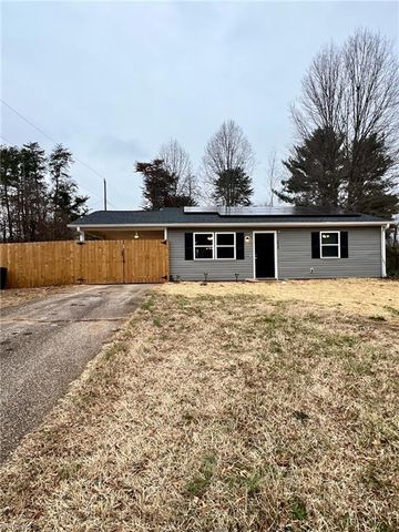 $235,000 | 1618 Withersea Lane | Reidsville