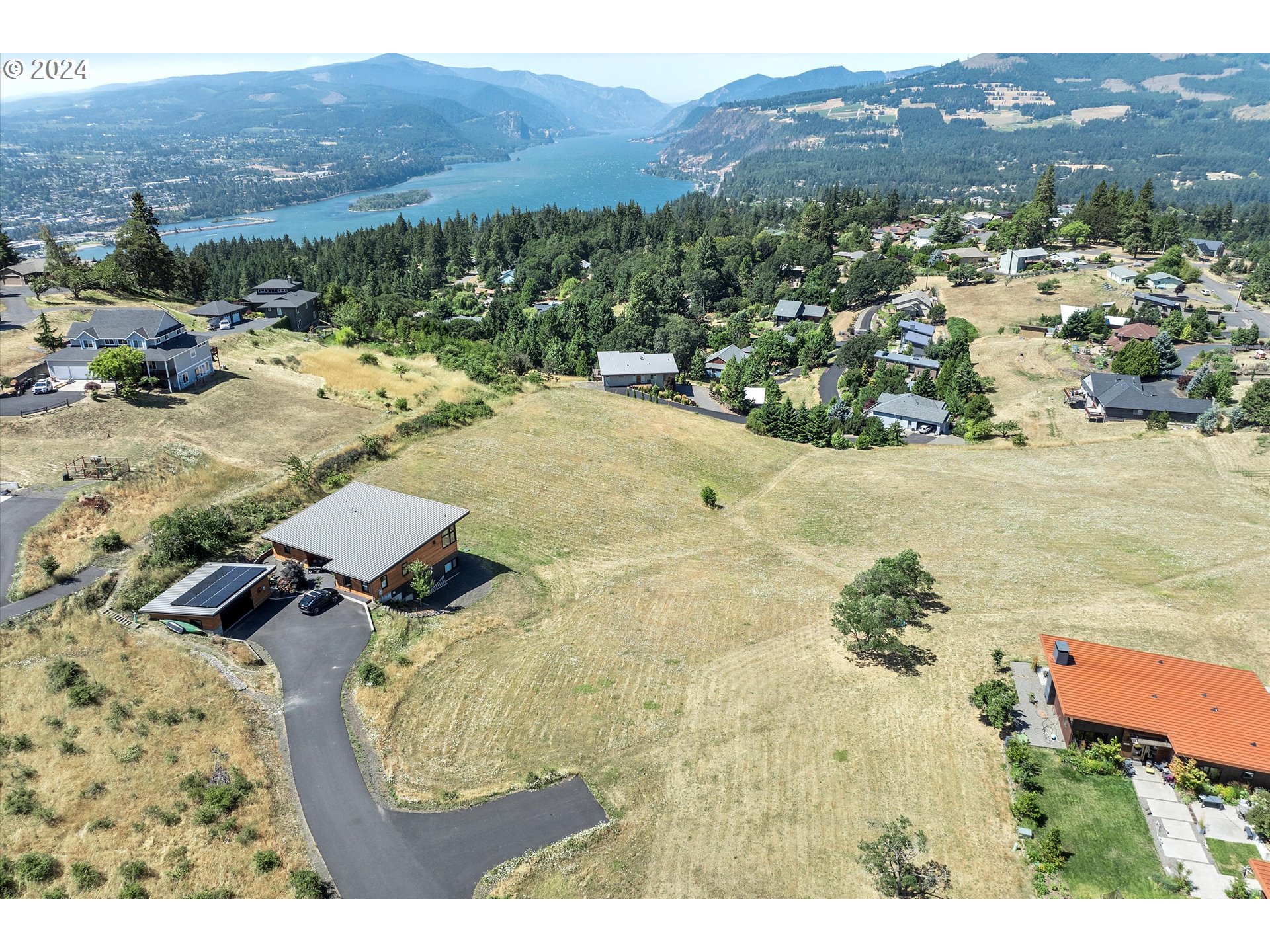 a view of outdoor space and city view