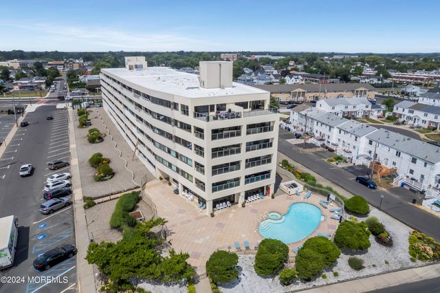 $775,000 | 525 Ocean Boulevard, Unit 104 | West End Long Branch