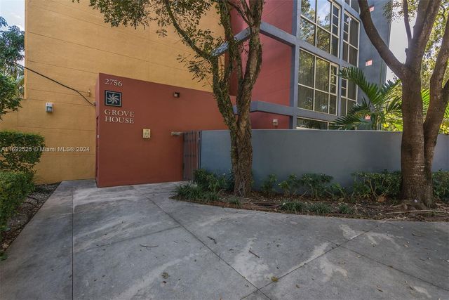 $2,350 | 2756 Day Avenue, Unit 201 | The Grove