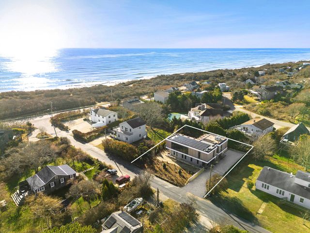 $7,900,000 | 15 Jackson Road | Montauk