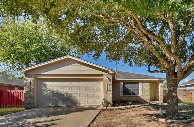 $289,000 | 304 Nicole Way | Riverside Grove