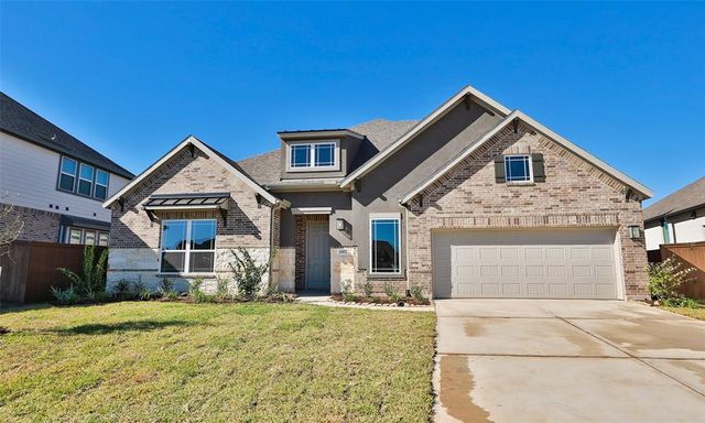 $574,990 | 1002 Navasota Street | Edgewater