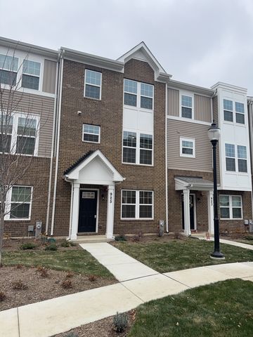 $3,200 | 925 Jenkins Court, Unit 9C | Wheeling