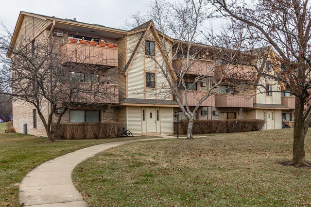 $1,800 | 21 Cedar Court, Unit 5 | Vernon Hills