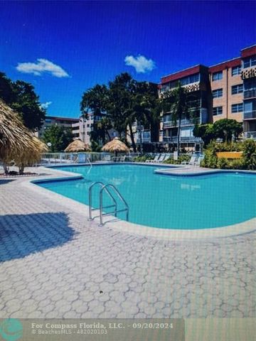 $261,500 | 403 Northwest 68th Avenue, Unit 214 | Plantation Drive