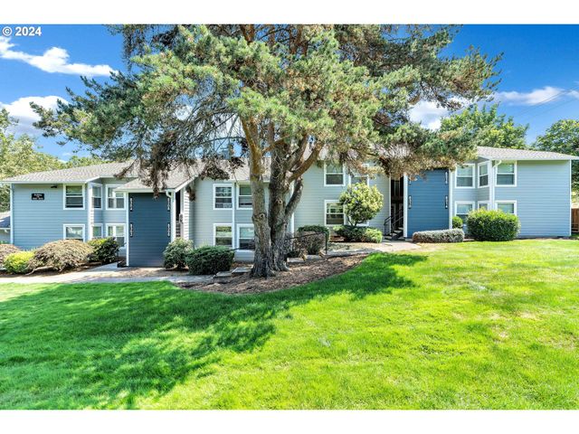 $265,000 | 8316 Southwest Mohawk Street | Tualatin Village Condominiums