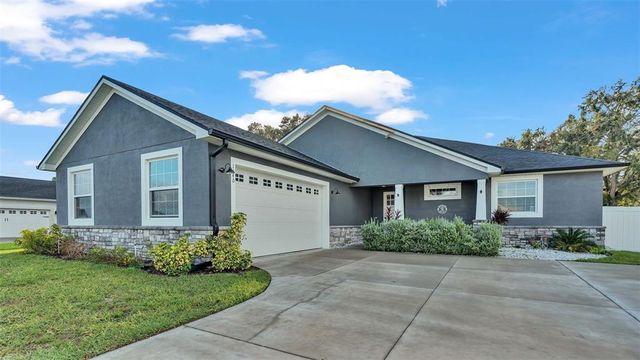 $599,900 | 1440 Magnolia Lane