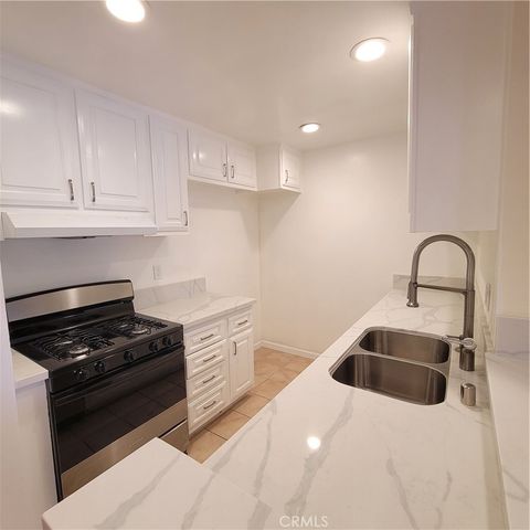 $3,095 | 20134 Leadwell Street, Unit 258 | Winnetka