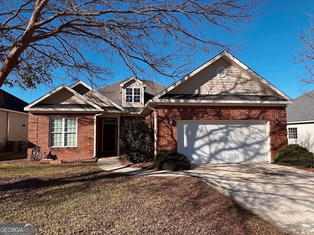 $269,900 | 113 Montrose Lane | Centerville