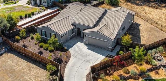 $1,025,000 | 10065 Evening Star Drive