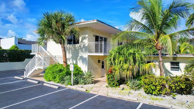 $399,000 | 6520 North Ocean Boulevard, Unit 30 | Ocean Ridge