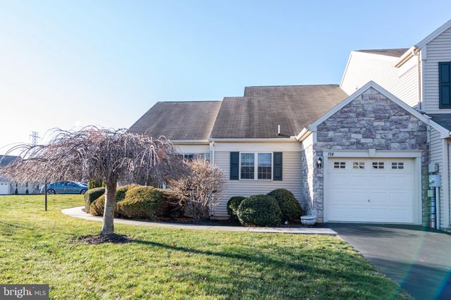 $440,000 | 750 Creekside Drive | Derry Township - Dauphin County