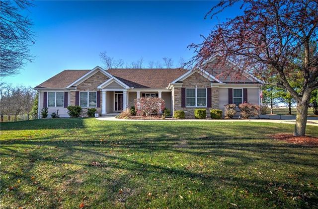 $469,000 | 195 Lexington Circle | Mount Zion