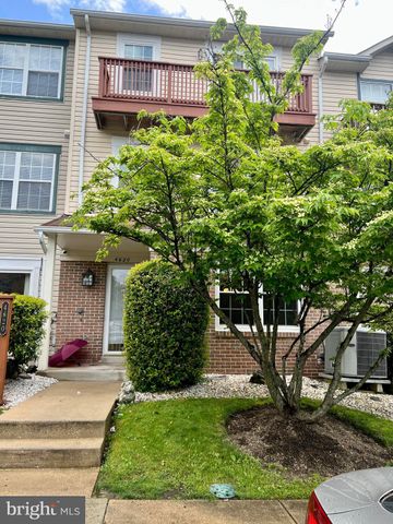 $2,900 | 4620 Running Deer Way, Unit 377D | Glensford Condominiums