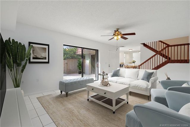 $285,000 | 3040 Southwest Sunset Trace Circle | Palm City