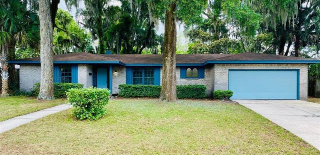 $1,950 | 6612 Markin Drive South | Fort Caroline Club Estates