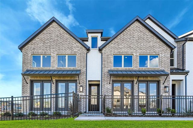 $489,973 | 13909 Watch Hill Lane | Fort Worth