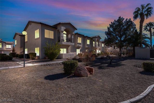 $339,000 | 4921 Black Bear Road, Unit 104 | Painted Desert