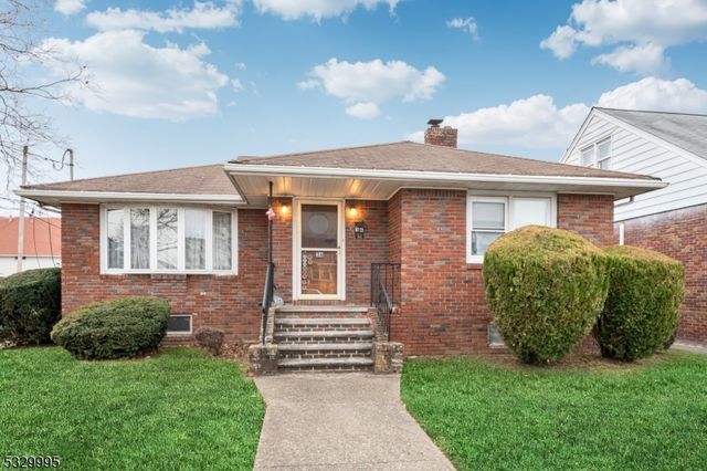 $399,900 | 36 Garretson Avenue | Totowa