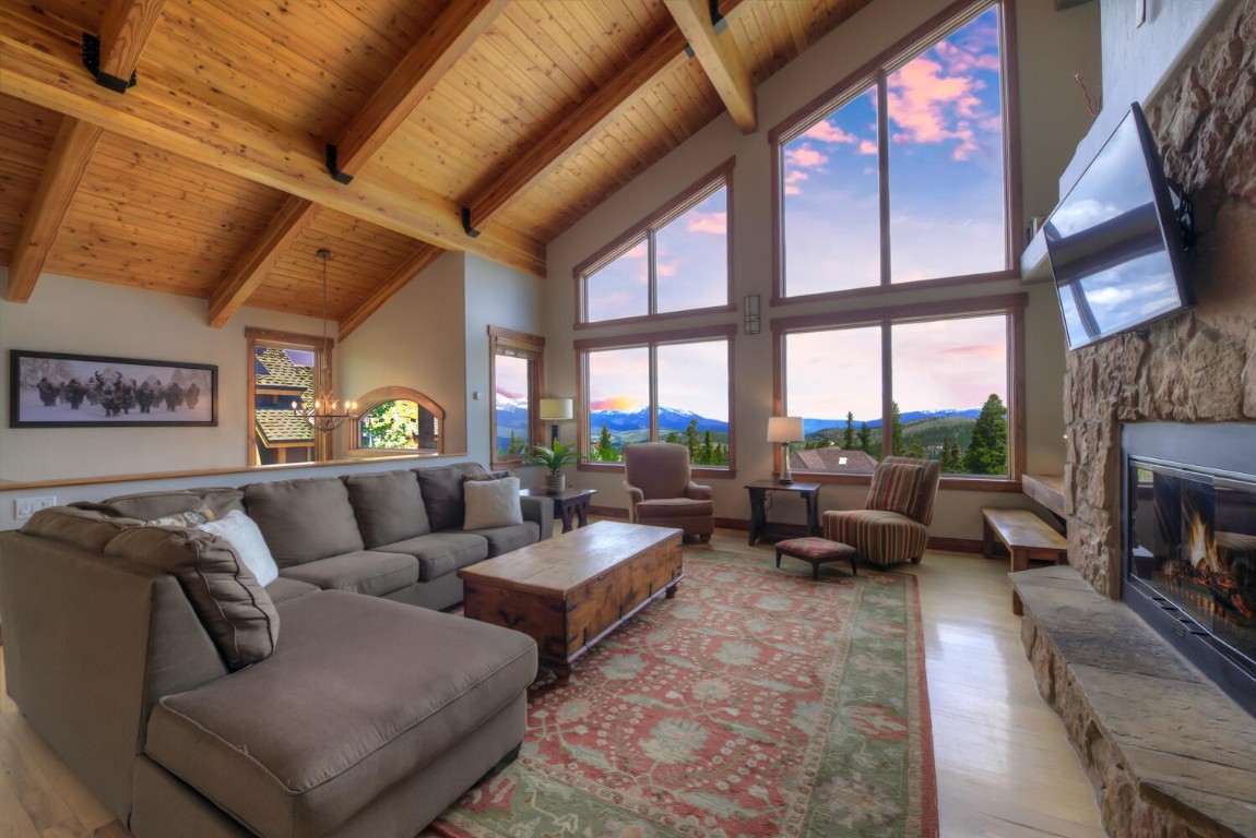 496 North Fuller Placer VIEWS. A special place with incredible views