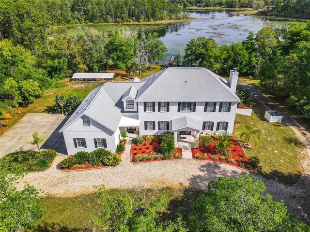 $1,100,000 | 226 Mitnik Drive | Land of Lakes