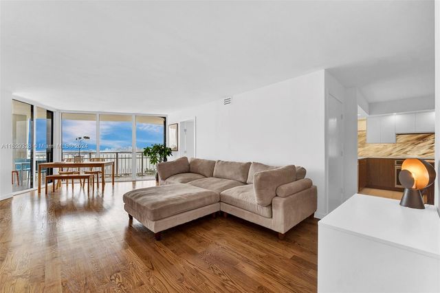 $495,000 | 4000 Towerside Terrace, Unit 2310