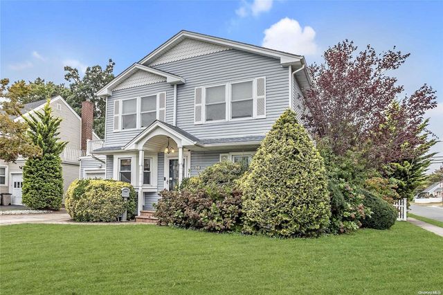 $849,000 | 30 Fordham Street | Valley Stream