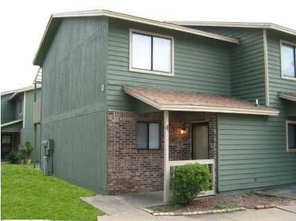 $1,650 | 115 Hughes Street Northeast, Unit D4 | Cinco Bayou