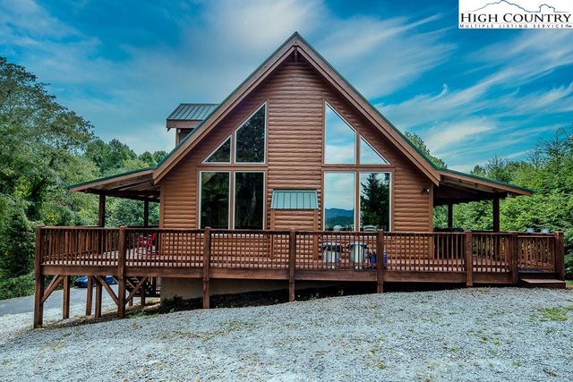 $769,000 | 538 Valle Meadows Trail | Watauga Township - Watauga County