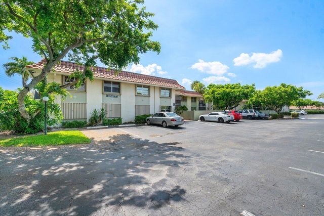 $2,000 | 1174 Northwest 13th Street, Unit 140B | Boca Linda West