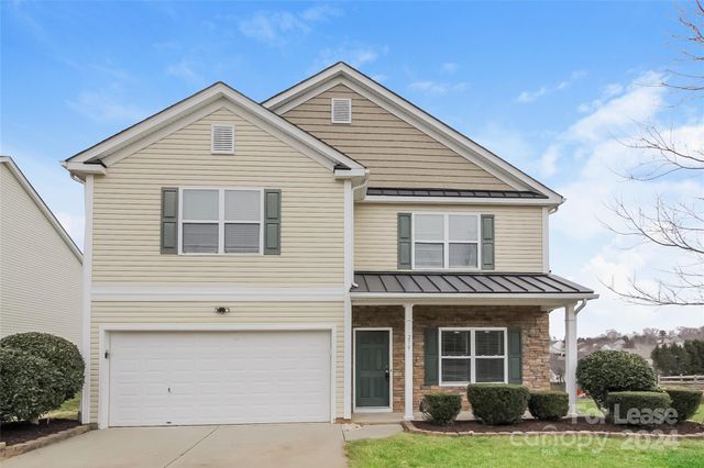 $2,025 | 279 Flanders Drive | Mooresville