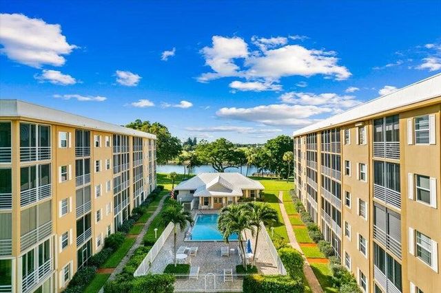 $2,500 | 308 Golfview Road, Unit 406 | North Palm Beach