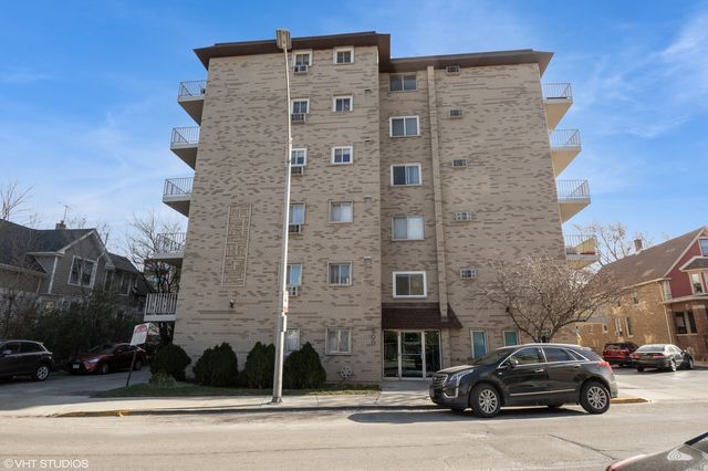 $140,000 | 300 Circle Avenue, Unit 3B | Forest Park