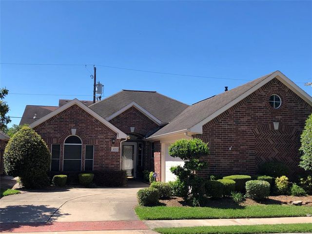 $2,800 | 406 Pine Creek Drive | Friendswood