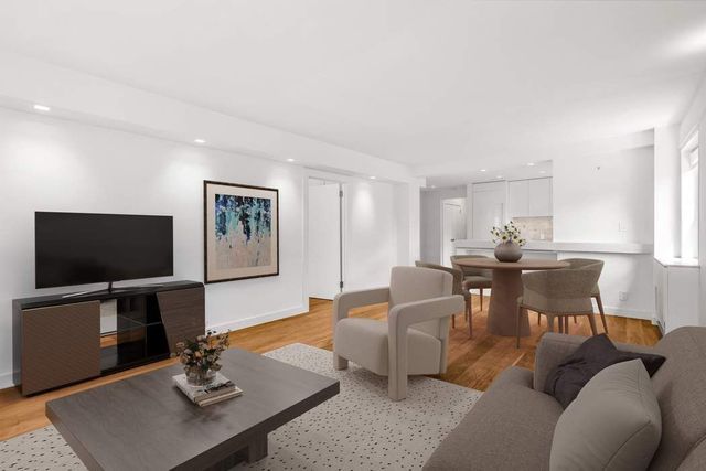 $2,195,000 | 40 East 78th Street, Unit 12C | Upper East Side