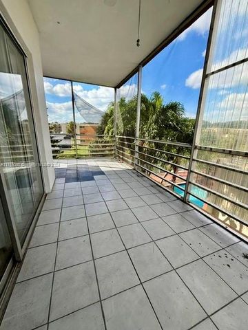 $135,000 | 4040 Northwest 19th Street, Unit 307 | Lauderhill