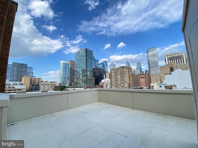 $1,795 | 2216 Walnut Street, Unit 203 | Fitler Square