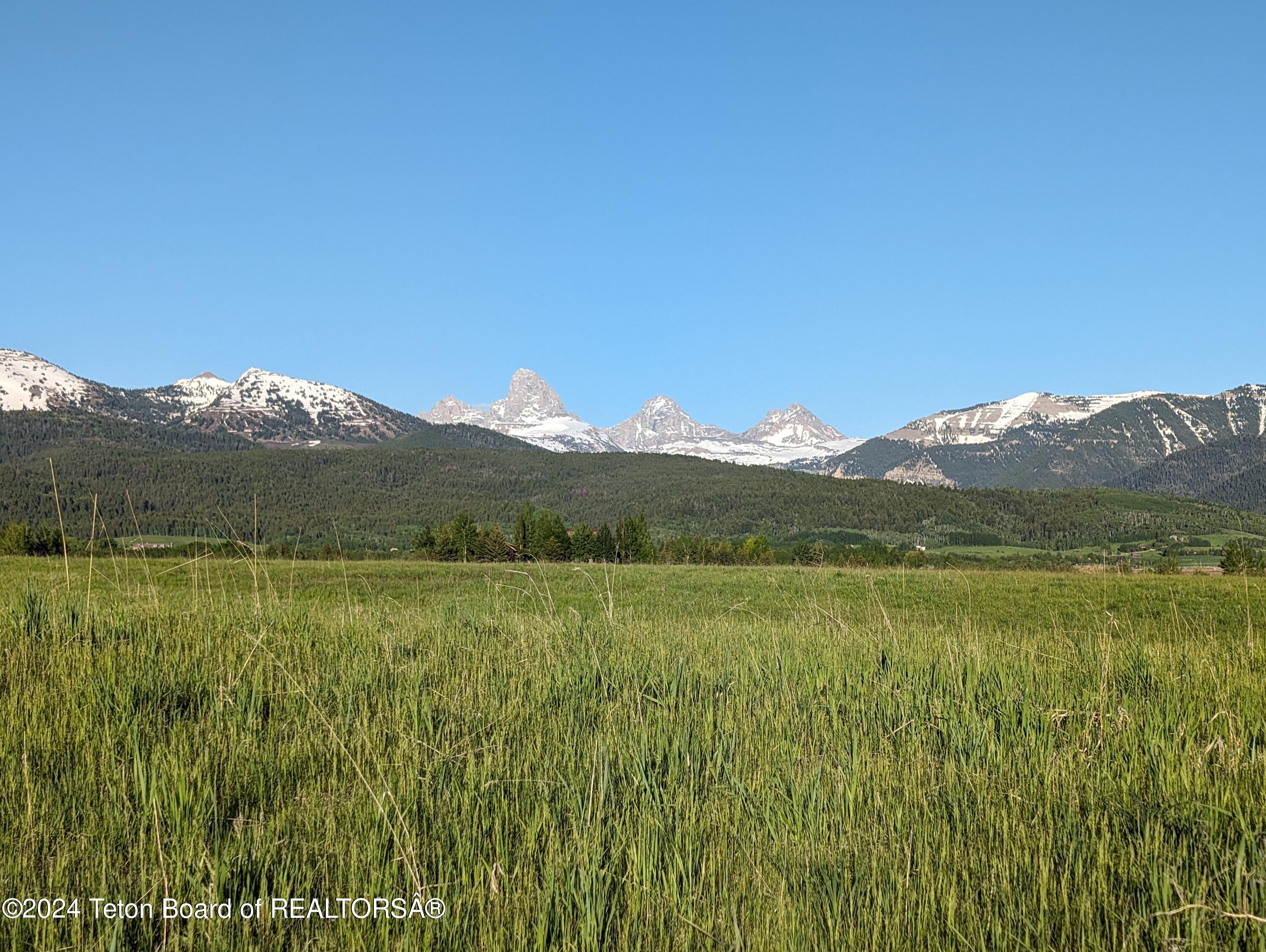 1 Handshake Teton Views