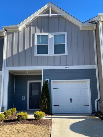 $1,825 | 907 Clearhaven Lane | Middle Creek Township - Wake County