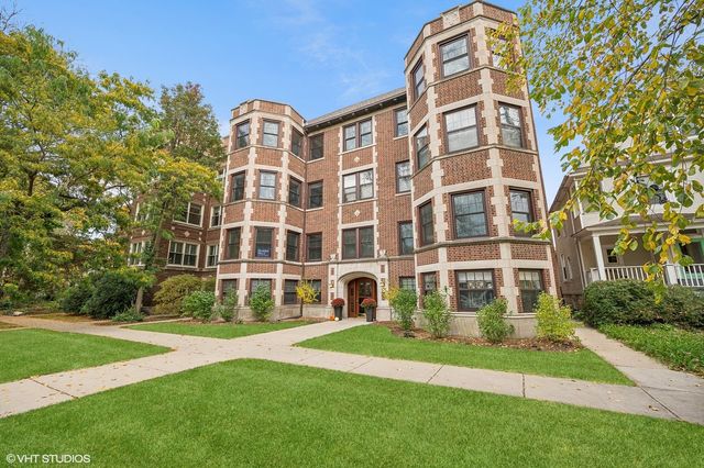 $799,000 | 821 Michigan Avenue, Unit 3 | Evanston