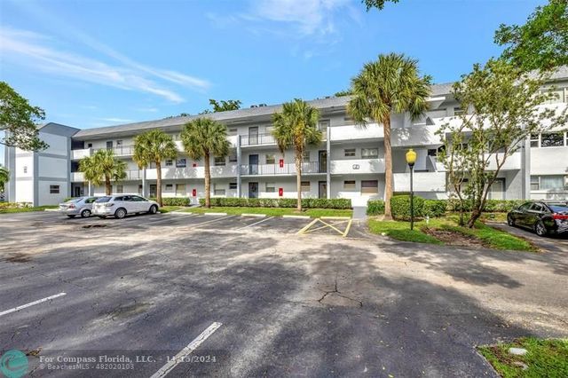 $145,000 | 8380 Sands Point Boulevard, Unit J309 | Woodland Lakes