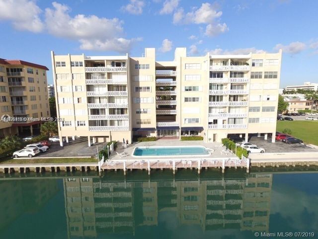 $3,500 | 9381 East Bay Harbor Drive, Unit 302S | Bay Harbor Islands