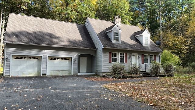 $459,900 | 13 Daniel Shays Highway | New Salem