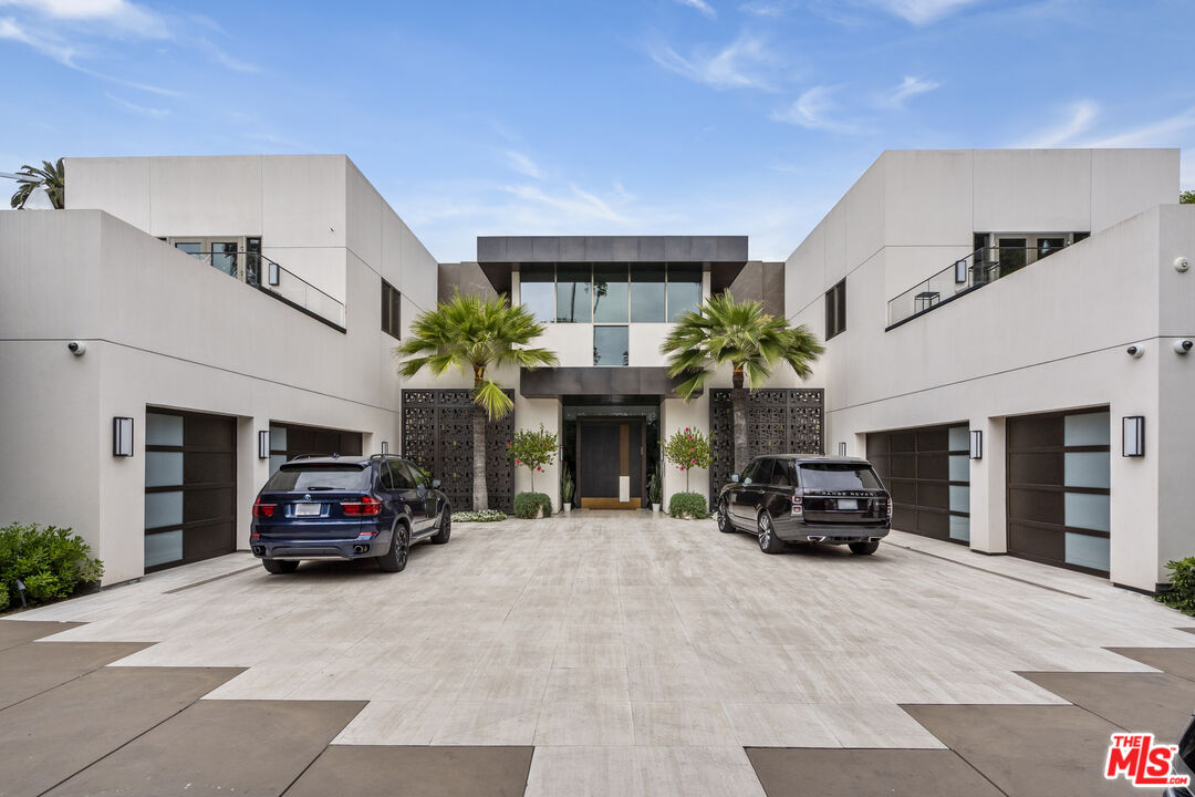 a car parked in front of building