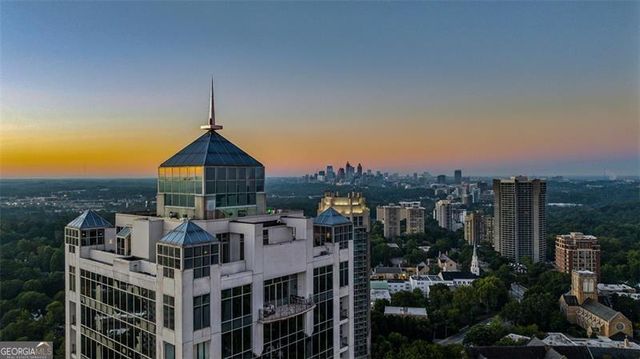 $3,295,000 | 2828 Peachtree Road, Unit PH3300 | 2828 Peachtree