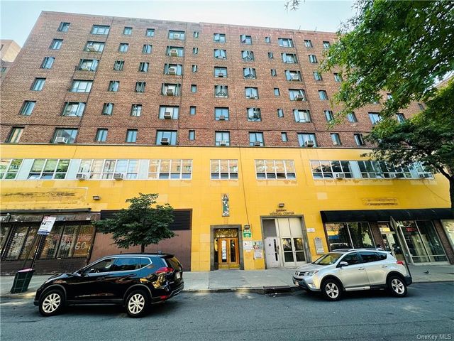 $249,000 | 1490 Metropolitan Avenue, Unit 6A | Parkchester