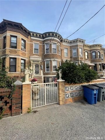 $1,658,000 | 6811 16th Avenue, Unit 1 | Bensonhurst