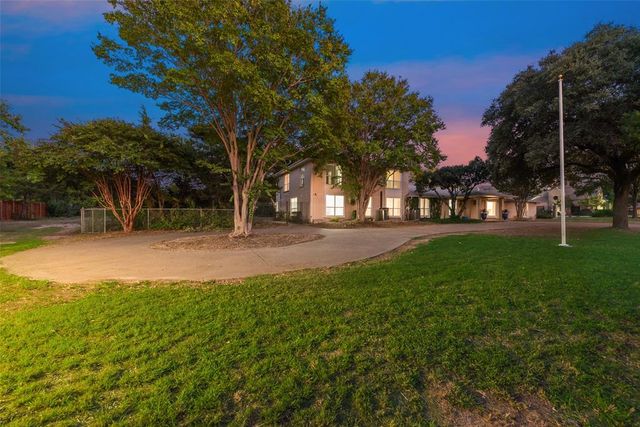 $825,000 | 600 North Cockrell Hill Road | DeSoto