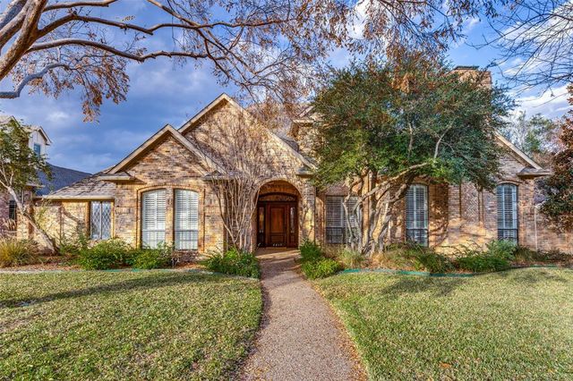 $820,000 | 5817 Gallant Fox Lane | Plano